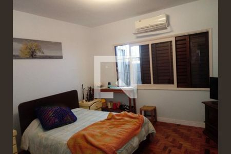 Casa à venda com 4 quartos, 180m² em Vila Sonia, São Paulo