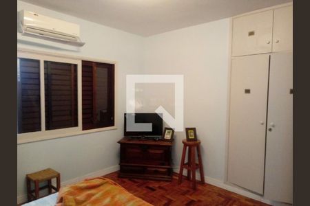 Casa à venda com 4 quartos, 180m² em Vila Sonia, São Paulo