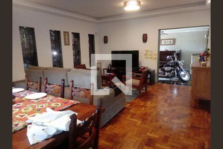 Casa à venda com 4 quartos, 180m² em Vila Sonia, São Paulo