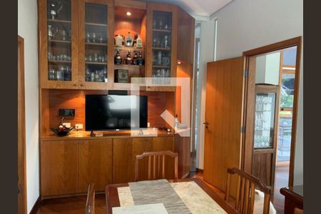 Casa à venda com 5 quartos, 594m² em Jardim Leonor, São Paulo