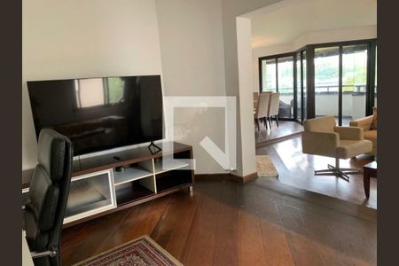 Apartamento à venda com 3 quartos, 196m² em Jardim Ampliacao, São Paulo