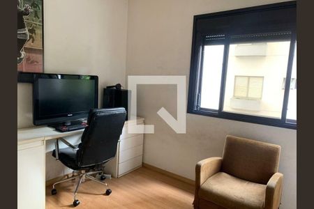 Apartamento à venda com 3 quartos, 196m² em Jardim Ampliacao, São Paulo