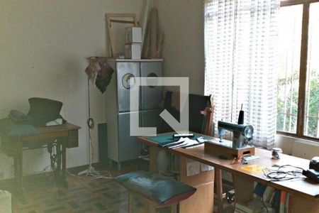 Casa à venda com 3 quartos, 207m² em Vila Progredior, São Paulo