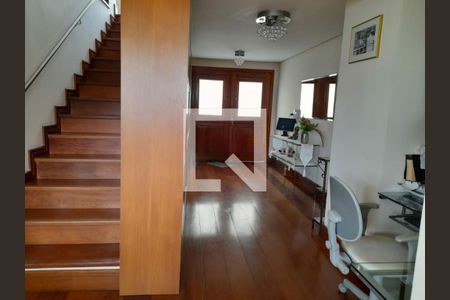 Casa à venda com 4 quartos, 316m² em Vila Morse, São Paulo