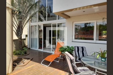Casa à venda com 4 quartos, 316m² em Vila Morse, São Paulo