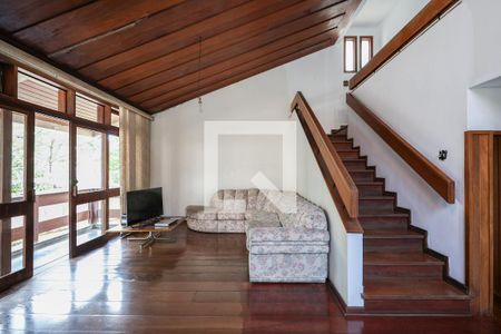 Sala de casa à venda com 5 quartos, 323m² em Vila Sonia, São Paulo