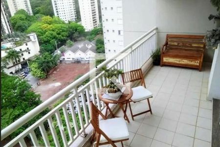Apartamento à venda com 4 quartos, 144m² em Vila Sonia, São Paulo