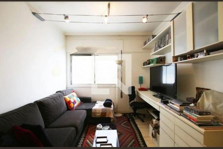Apartamento à venda com 3 quartos, 208m² em Jardim Morumbi, São Paulo