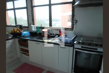 Apartamento à venda com 3 quartos, 176m² em Jardim Ampliacao, São Paulo