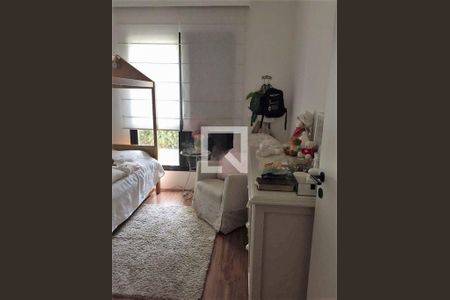 Apartamento à venda com 3 quartos, 227m² em Vila Suzana, São Paulo