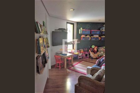 Apartamento à venda com 3 quartos, 227m² em Vila Suzana, São Paulo