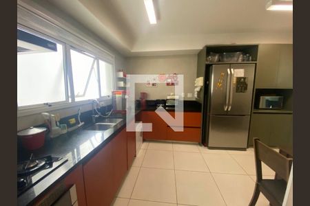 Apartamento à venda com 3 quartos, 170m² em Vila Suzana, São Paulo