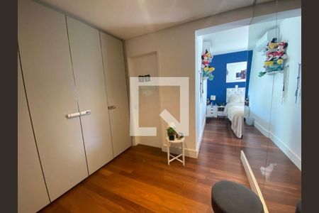 Apartamento à venda com 3 quartos, 170m² em Vila Suzana, São Paulo