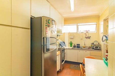 Cozinha de apartamento para alugar com 2 quartos, 63m² em Chácara Inglesa, São Paulo