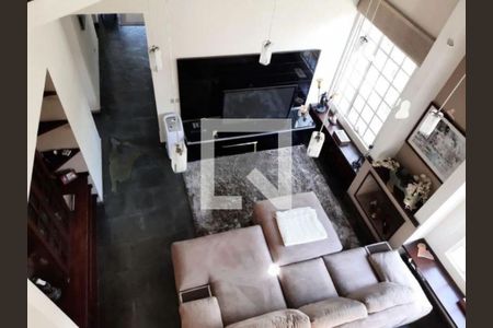 Casa à venda com 4 quartos, 350m² em Jardim Leonor, São Paulo