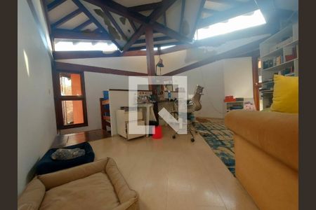 Casa à venda com 3 quartos, 292m² em Vila Sonia, São Paulo