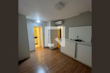 Apartamento à venda com 3 quartos, 120m² em Vila Olímpia, São Paulo