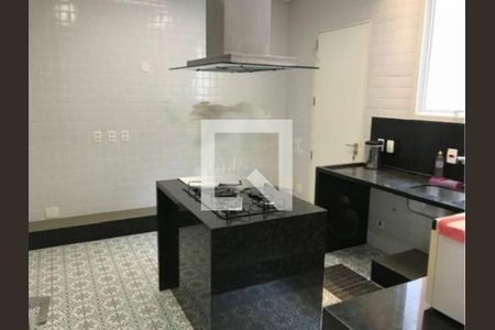 Casa à venda com 3 quartos, 550m² em Morumbi, São Paulo
