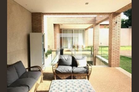 Casa à venda com 3 quartos, 550m² em Morumbi, São Paulo