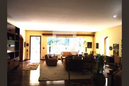 Casa à venda com 3 quartos, 350m² em Fazenda Morumbi, São Paulo