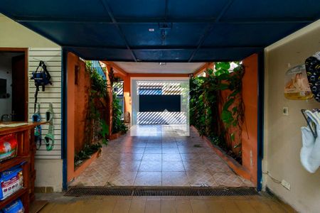 Garagem de casa à venda com 3 quartos, 190m² em Jardim Monte Azul, São Paulo