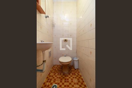 Área de Serviço - Banheiro de casa à venda com 3 quartos, 190m² em Jardim Monte Azul, São Paulo