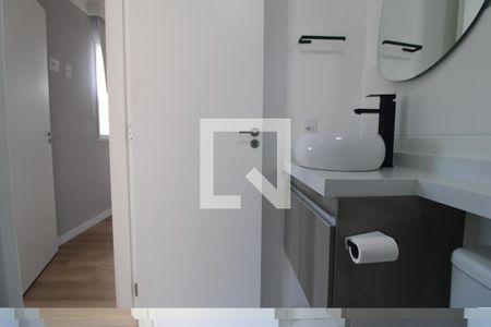 Banheiro de apartamento para alugar com 2 quartos, 37m² em Vila dos Andradas, São Paulo