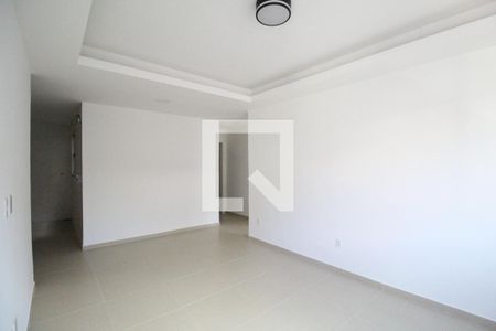 Sala de apartamento para alugar com 2 quartos, 75m² em Taquara, Rio de Janeiro
