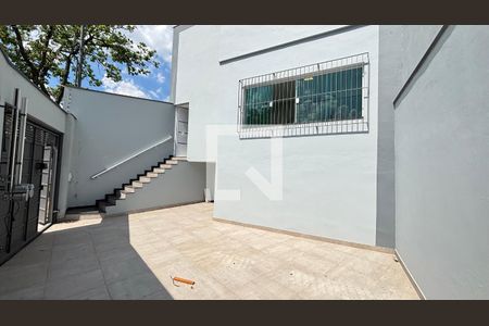 Garagem de casa à venda com 3 quartos, 250m² em Parque Oratório, Santo André