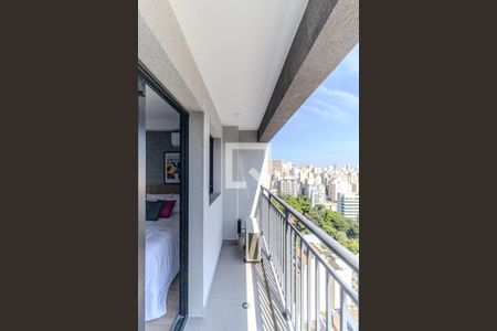 Varanda de kitnet/studio à venda com 1 quarto, 28m² em Vila Buarque, São Paulo