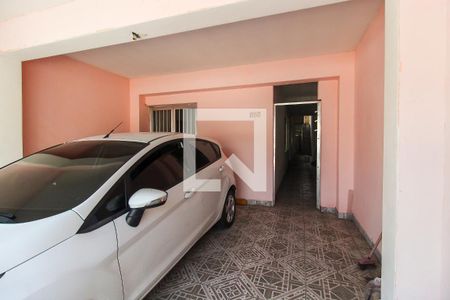 Garagem de casa à venda com 4 quartos, 333m² em Jardim Redil, São Paulo