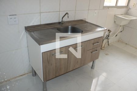 Sala/cozinha de apartamento para alugar com 2 quartos, 40m² em Bairro Jardim Nossa Senhora das Graças, Cotia