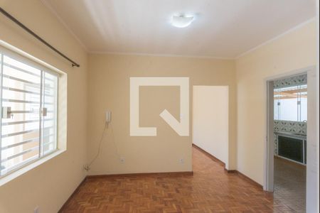Sala 2 de casa para alugar com 3 quartos, 150m² em Jardim Proença, Campinas