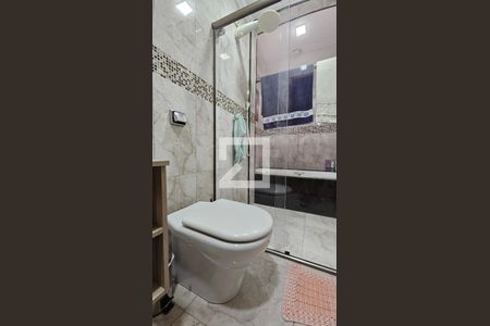 Banheiro 2 de casa à venda com 3 quartos, 200m² em Vila Arriete, São Paulo