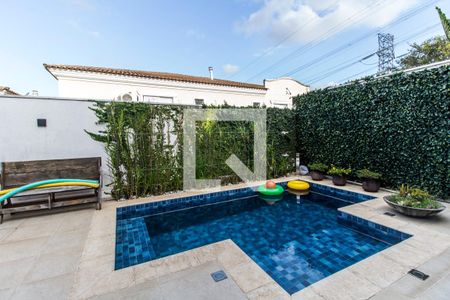 Vista da Sala de casa de condomínio à venda com 3 quartos, 236m² em Tamboré, Santana de Parnaíba