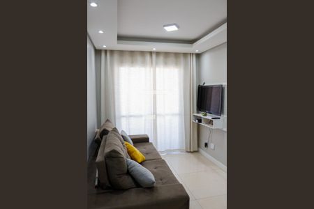 Sala de apartamento para alugar com 2 quartos, 55m² em Quitaúna, Osasco