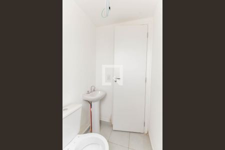 Banheiro de apartamento para alugar com 2 quartos, 38m² em Vila Progresso (zona Leste), São Paulo