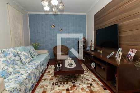 Sala de casa à venda com 3 quartos, 141m² em Vila Nhocuné, São Paulo