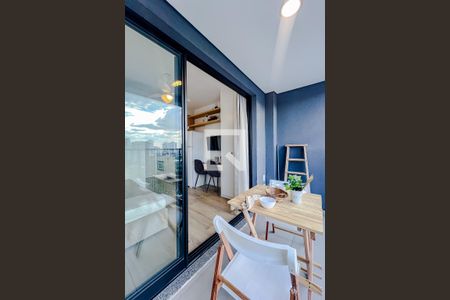 Varanda de kitnet/studio para alugar com 1 quarto, 22m² em Vila Mariana, São Paulo