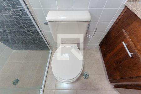 Banheiro de kitnet/studio à venda com 1 quarto, 30m² em Bela Vista, São Paulo