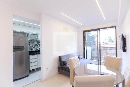 Sala de apartamento à venda com 2 quartos, 60m² em Anil, Rio de Janeiro