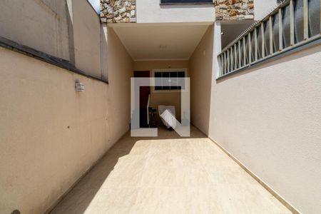 Garagem de casa à venda com 3 quartos, 120m² em Jardim Nordeste, São Paulo