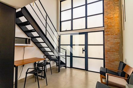 Sala/Cozinha de apartamento para alugar com 1 quarto, 50m² em Mirandópolis, São Paulo