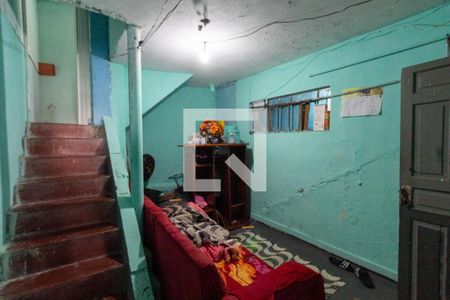 Quintal de casa à venda com 3 quartos, 120m² em Penha de França, São Paulo