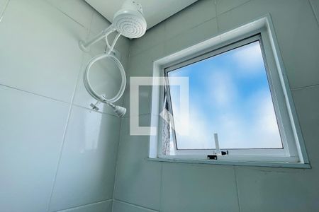 Banheiro de kitnet/studio para alugar com 1 quarto, 31m² em Jardim Adriana, Guarulhos