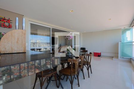 Varanda  de apartamento à venda com 3 quartos, 120m² em Santa Teresinha, São Paulo