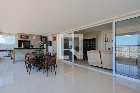 Varanda  de apartamento à venda com 3 quartos, 120m² em Santa Teresinha, São Paulo