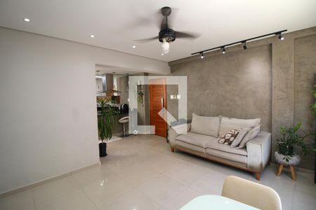 Sala de apartamento à venda com 2 quartos, 77m² em Penha Circular, Rio de Janeiro