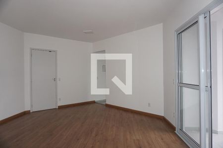 Sala de apartamento para alugar com 2 quartos, 82m² em Parque Esplanada, Embu das Artes