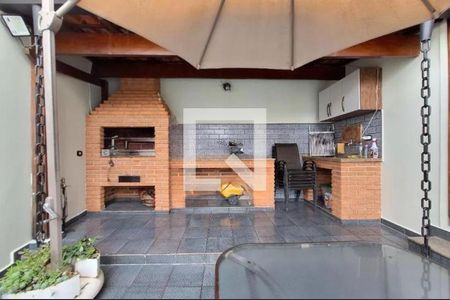 Foto 01 de casa à venda com 3 quartos, 207m² em Parada Inglesa, São Paulo